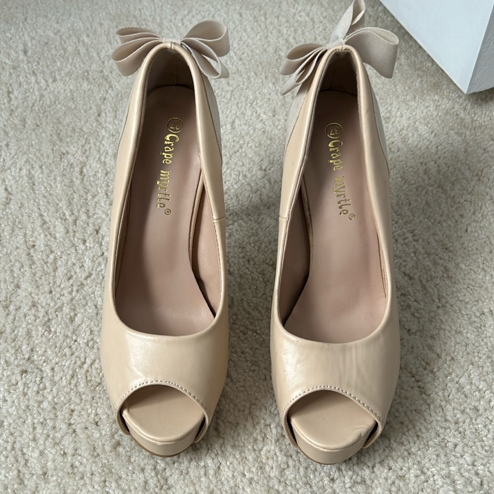 Tan Open-Toe Platform Pumps with Bow